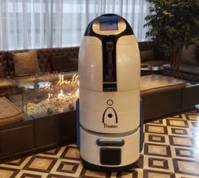 Un robot de nombre Thalon es el nuevo botones de tu hotel